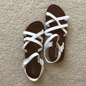 NWT Bongo White Sandals